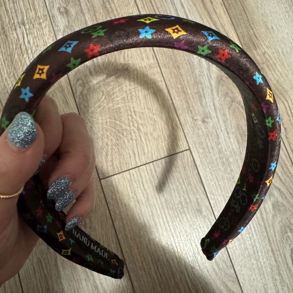Multicolor Monogram Style Padded Fashion Headband - Picture 3 of 5